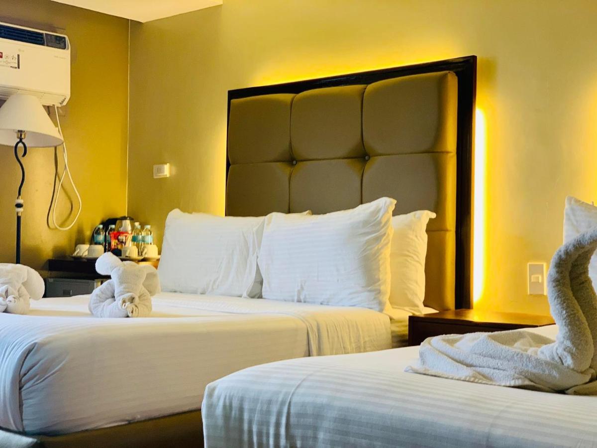 Treasure Island Hotel With Mini Water Adventure Masbate City Ngoại thất bức ảnh