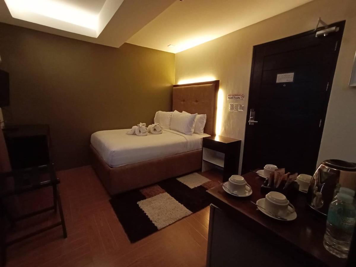 Treasure Island Hotel With Mini Water Adventure Masbate City Ngoại thất bức ảnh