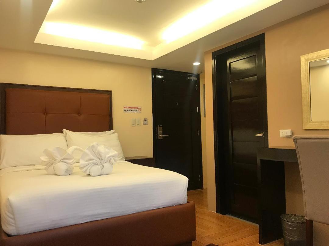 Treasure Island Hotel With Mini Water Adventure Masbate City Ngoại thất bức ảnh